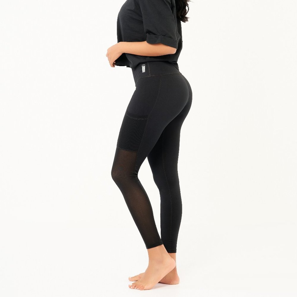 STITCH-ISH & CO. Thermal Diamond High Waist Leggings with Side Mesh Pockets - Picture 2 of 4